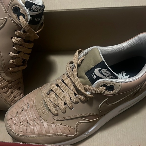 Nike Air Max 1 Woven - Picture 6 of 8